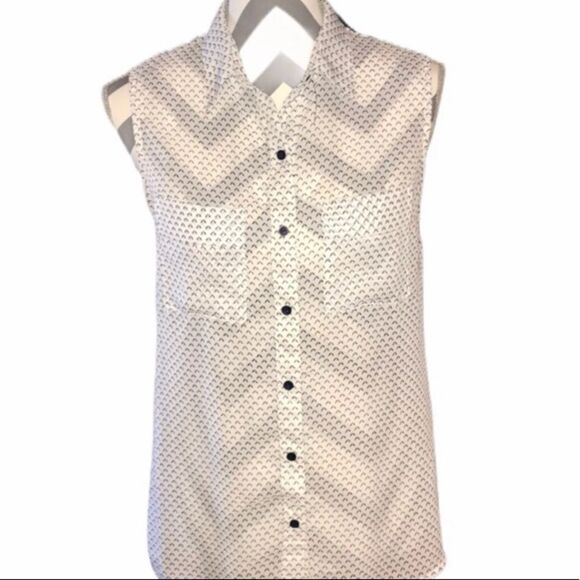 Timing Sheer Top With Cutout Back Size SMALL - Picture 1 of 5